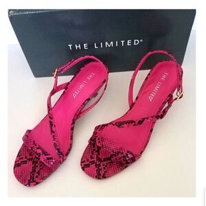 NWOT The Limited Roxanne Kitten Heel Sandals 7.5M